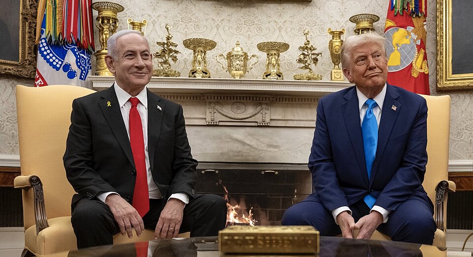  Am 4. Februar 2025 empfängt Präsident Donald Trump den israelischen Ministerpräsidenten Benjamin Netanjahu im Weißen Haus. Foto: Dan Scavino, Public domain, via Wikimedia Commons